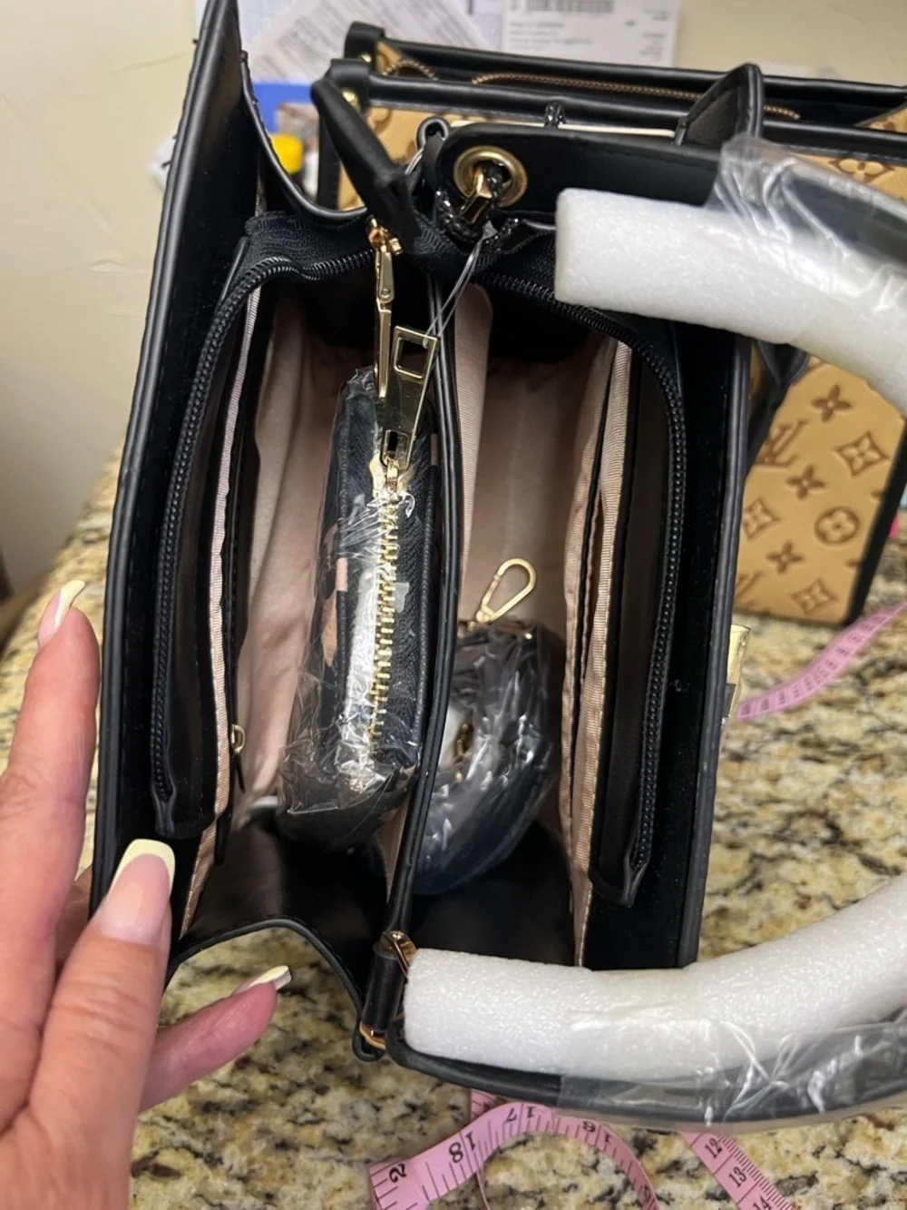 Black & Beige Crossbody Handbag with Matching Wallet – New